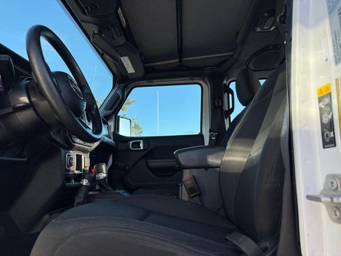 Used 2023 Jeep Wrangler Sport image 16