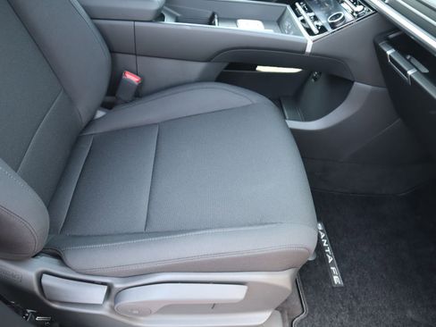 New 2026 Hyundai Santa Fe SE FWD image 18