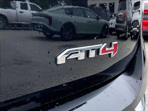 Used 2022 GMC Terrain AT4 w/ GMC Pro Grade Package AWD/4WD image 9