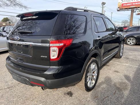 Used 2013 Ford Explorer XLT image 7