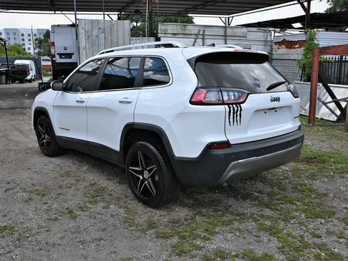 Used 2019 Jeep Cherokee Limited FWD image 5