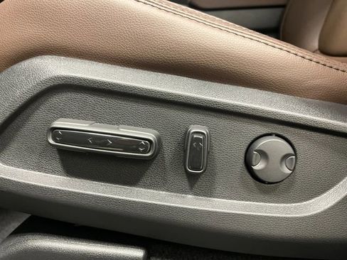 New 2026 Honda Pilot Touring image 12