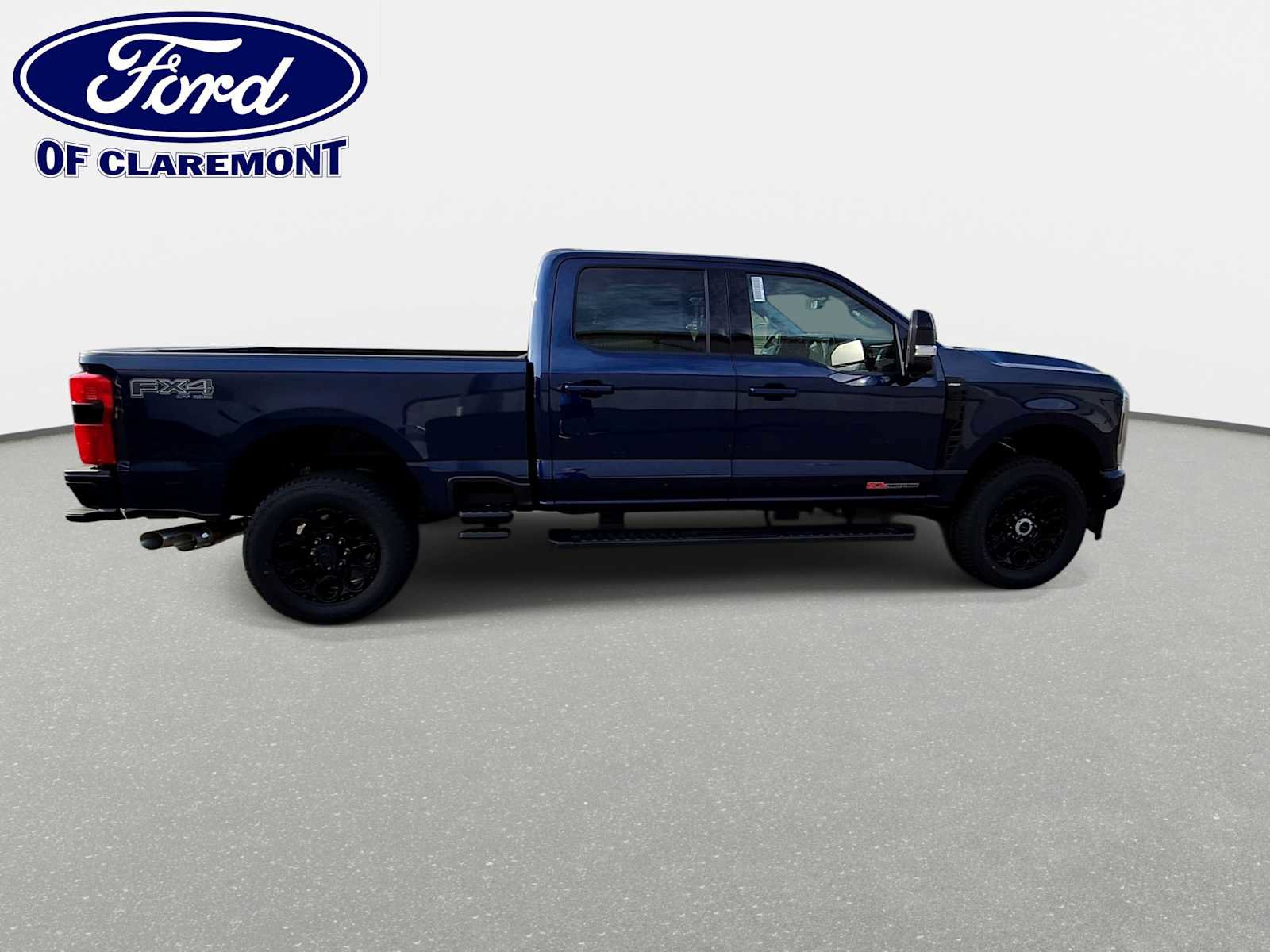 New 2027 Ford F350 Lariat w/ Black Appearance Package AWD/4WD image 9