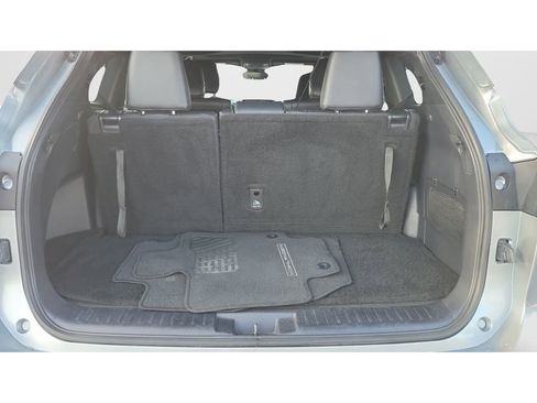 Used 2022 Toyota Highlander XSE image 20