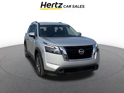 Used 2025 Nissan Pathfinder SV