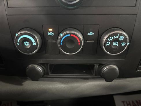 Used 2010 Chevrolet Silverado 2500 W/T image 16