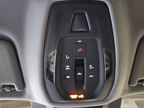 Certified 2025 Audi Q5 Premium image 31