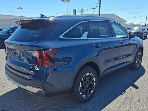 New 2026 Kia Sorento S w/ S Panoramic Sunroof Package AWD/4WD image 3