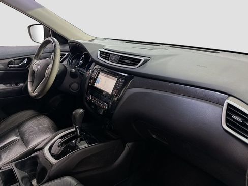 Used 2015 Nissan Rogue SL FWD image 29