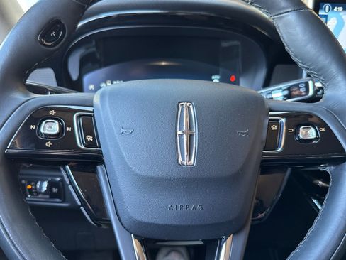 Used 2024 Lincoln Corsair Reserve w/ Equipment Group 201A AWD/4WD image 14