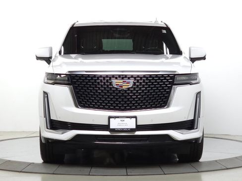 Used 2021 Cadillac Escalade Premium Luxury w/ Driver Assist Tech Package AWD/4WD image 12
