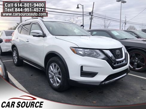 Used 2018 Nissan Rogue SV w/ Premium Package image 1