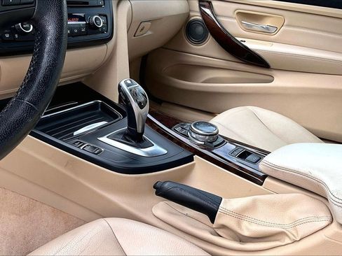 Used 2014 BMW 428i xDrive Convertible image 18