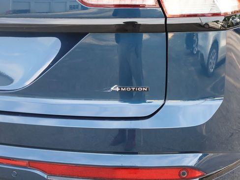 Used 2023 Volkswagen Atlas Cross Sport SEL AWD/4WD image 9