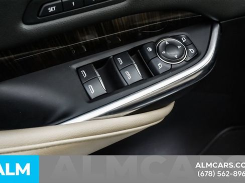 Used 2025 Cadillac XT4 Premium Luxury FWD image 51