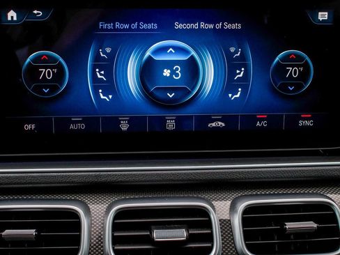 Used 2022 Mercedes-Benz GLS 450 4MATIC image 21