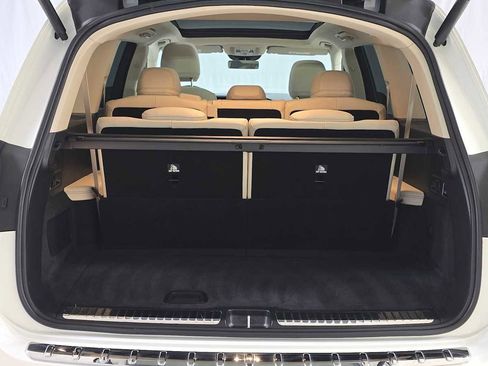 Used 2026 Mercedes-Benz GLS 450 4MATIC image 14