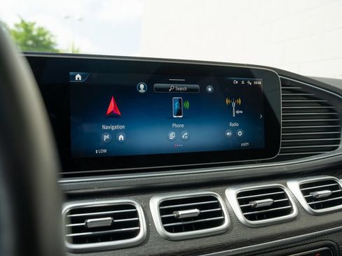 Used 2024 Mercedes-Benz GLE 350 4MATIC image 25