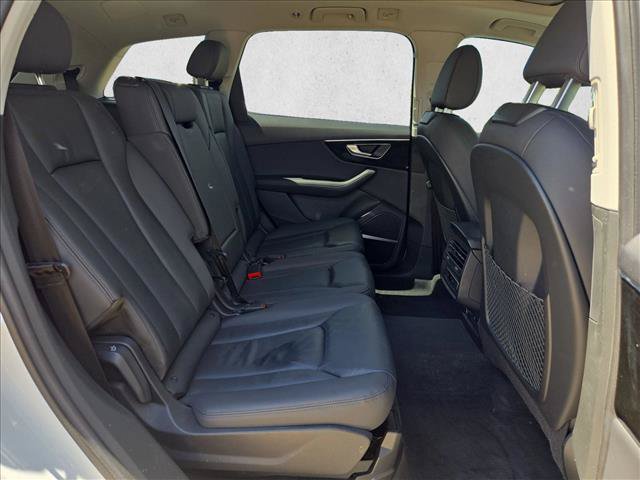 Used 2023 Audi Q7 2.0T Premium Plus w/ Premium Plus Package AWD/4WD image 19