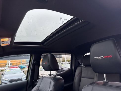 Used 2022 Toyota Tacoma TRD Pro image 11