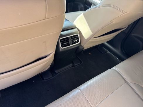 Used 2016 Honda CR-V Touring image 19