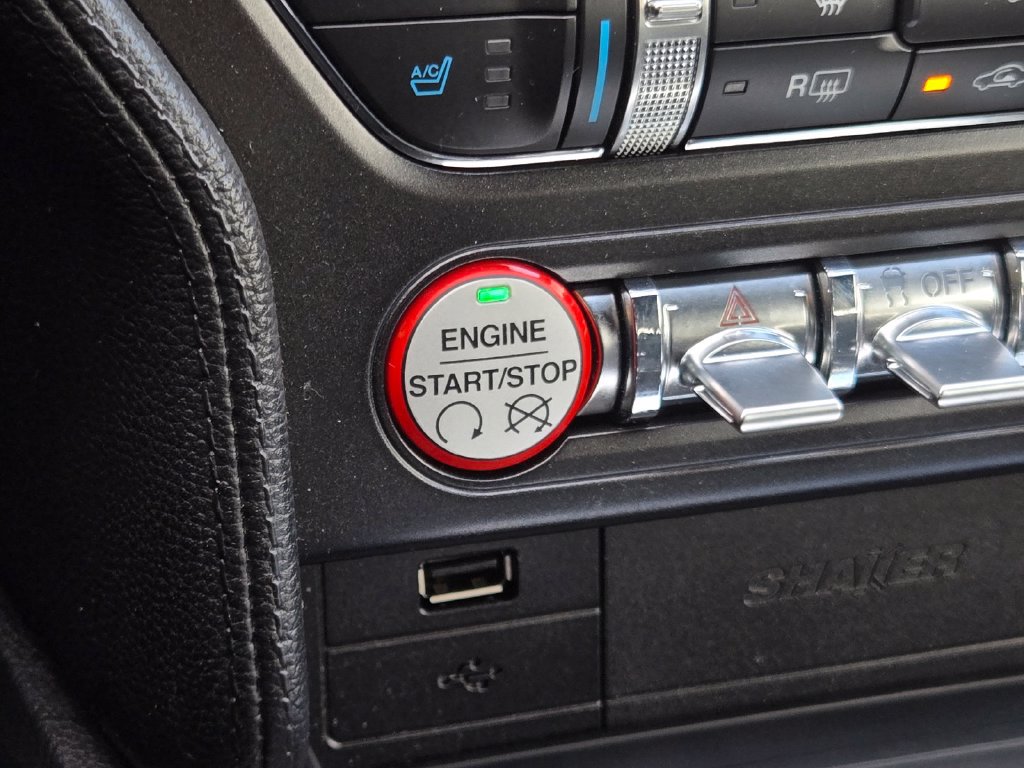 Used 2015 Ford Mustang GT Premium RWD image 21