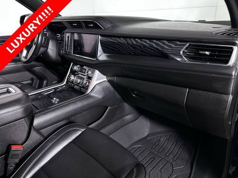 Used 2023 GMC Yukon Denali image 30