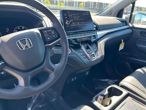 New 2026 Honda Odyssey EX-L image 11