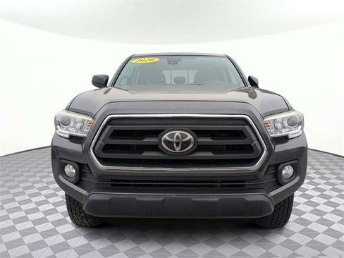 Used 2020 Toyota Tacoma SR5 image 8
