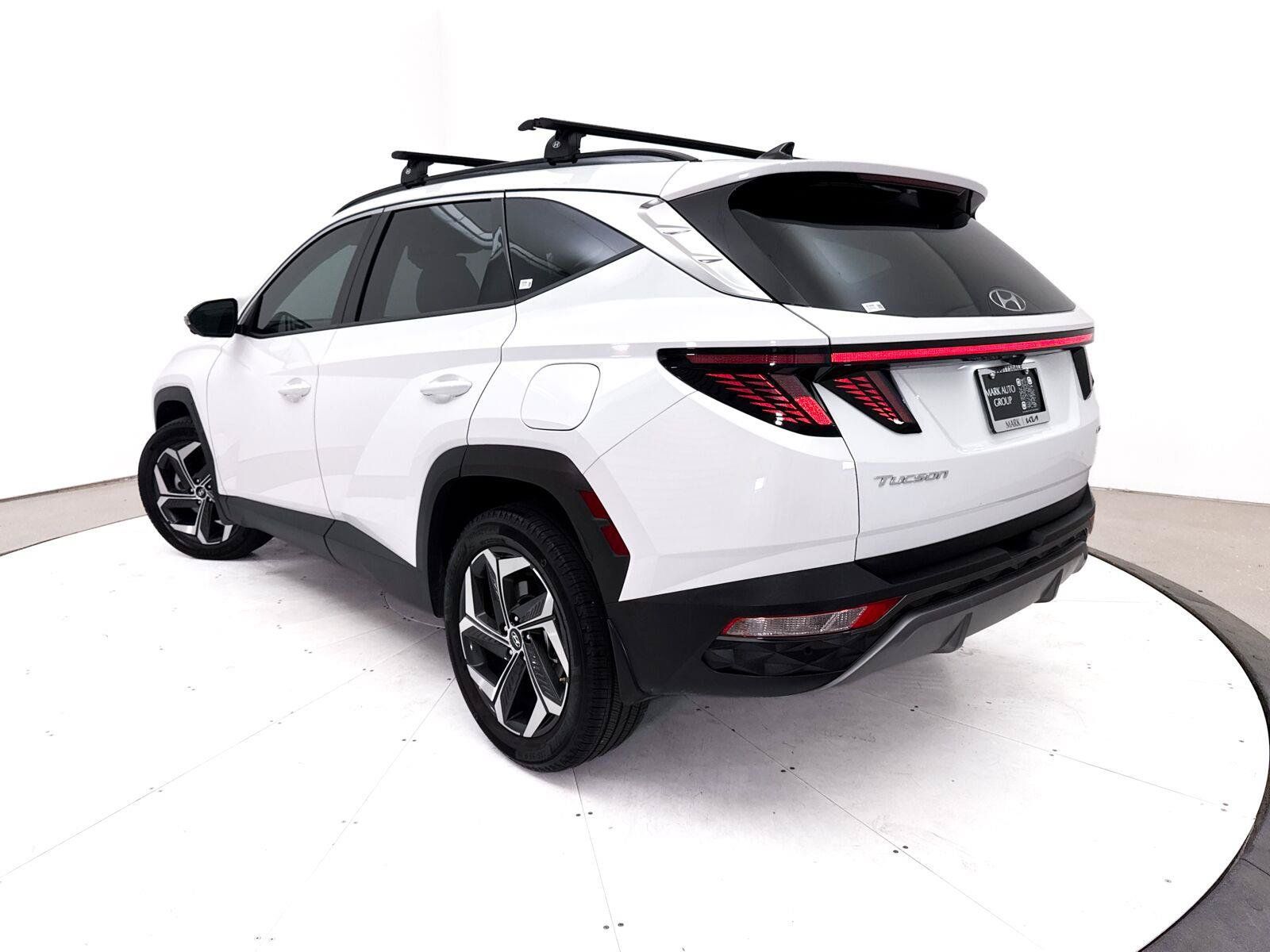 Used 2023 Hyundai Tucson Limited AWD/4WD image 2