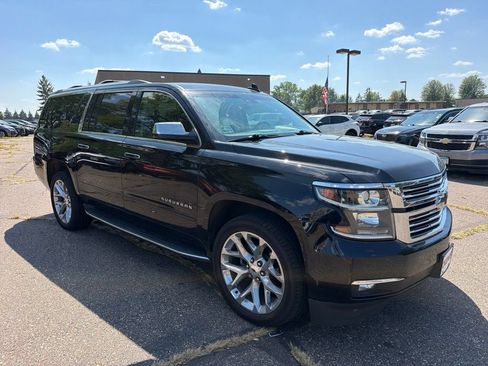 Used 2018 Chevrolet Suburban Premier w/ Max Trailering Package AWD/4WD image 3