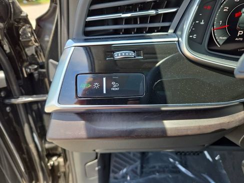 New 2026 Audi Q7 3.0T Premium Plus AWD/4WD image 16