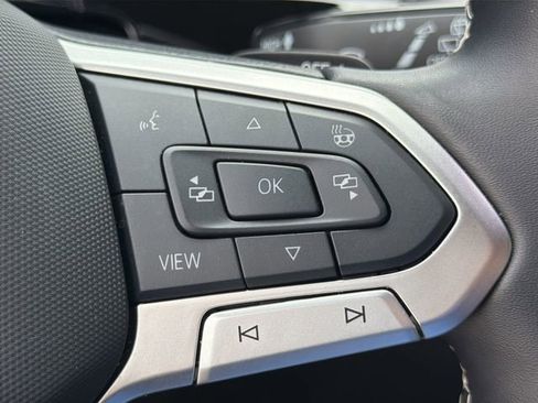 Certified 2026 Volkswagen Atlas Cross Sport SE FWD image 20