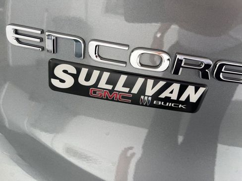 Used 2024 Buick Encore GX Preferred w/ Comfort Package FWD image 7