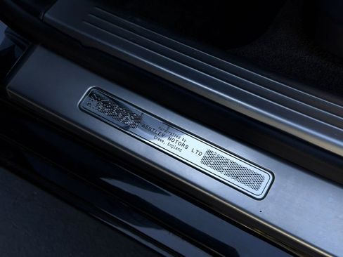 Used 2014 Bentley Flying Spur W12 image 21