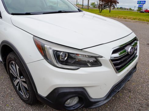Used 2018 Subaru Outback 3.6R Limited AWD/4WD image 29