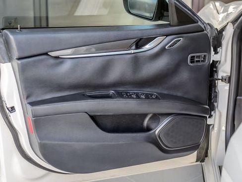 Used 2018 Maserati Ghibli image 49