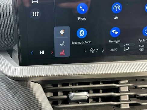 Used 2025 Ford Explorer ST-Line image 24