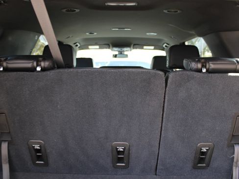 Used 2021 Chevrolet Tahoe LT RWD image 30