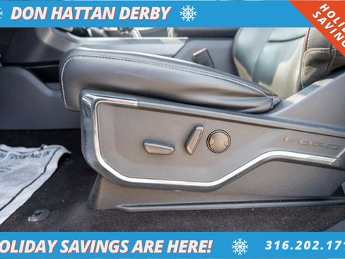 Used 2022 Ford F150 Lariat w/ Trailer Tow Package image 24