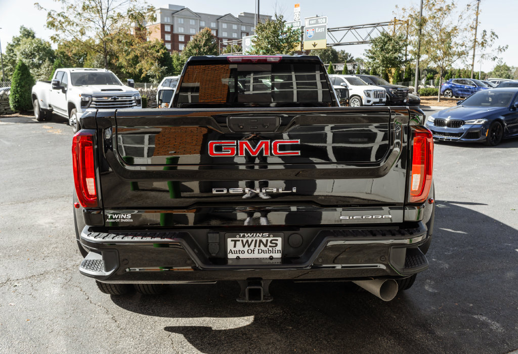 Used 2023 GMC Sierra 3500 Denali AWD/4WD image 42