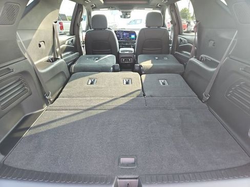 Used 2024 Chevrolet Traverse RS w/ LPO, Floor Liner Package FWD image 14