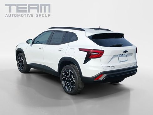 New 2026 Chevrolet Trax RS w/ Driver Confidence Package image 5