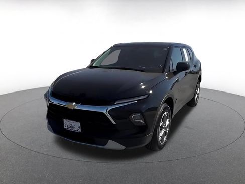 Used 2026 Chevrolet Blazer LT FWD image 7