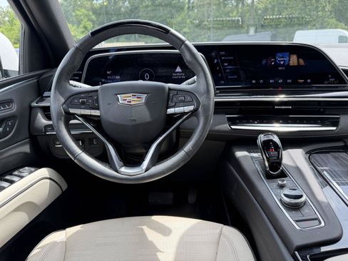 Used 2024 Cadillac Escalade Sport w/ Touring Package RWD image 18