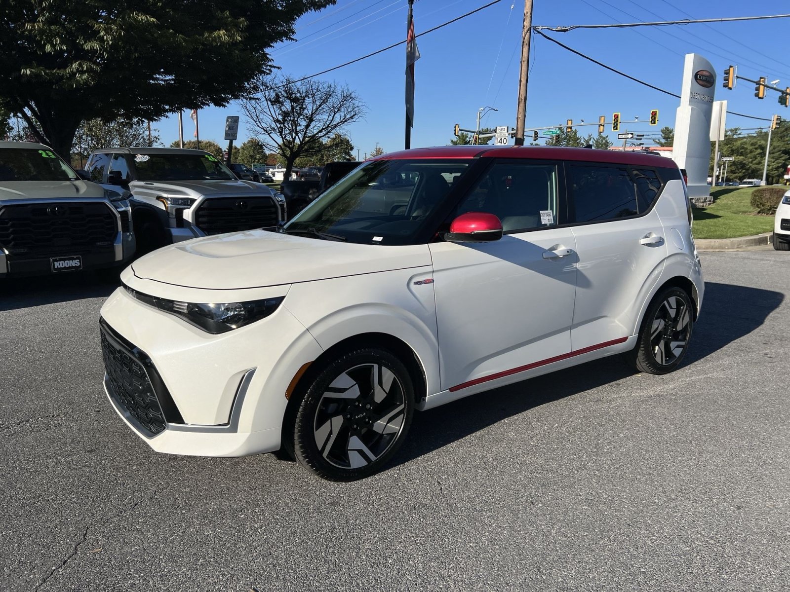 Used 2023 Kia Soul GT-Line FWD image 1