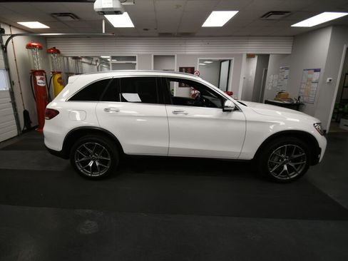 Used 2022 Mercedes-Benz GLC 300 4MATIC image 9