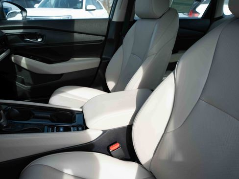 Used 2024 Honda Accord Touring image 10