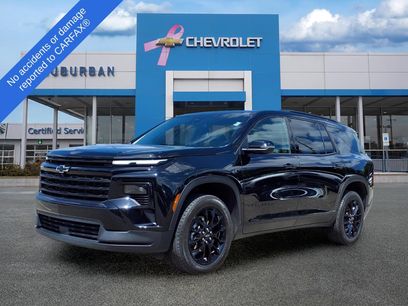 Used 2024 Chevrolet Traverse LT w/ Midnight/Sport Edition