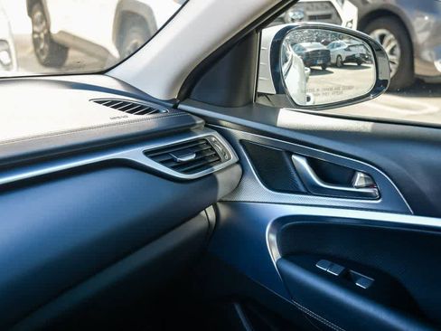 Used 2022 Genesis G70 3.3T image 24